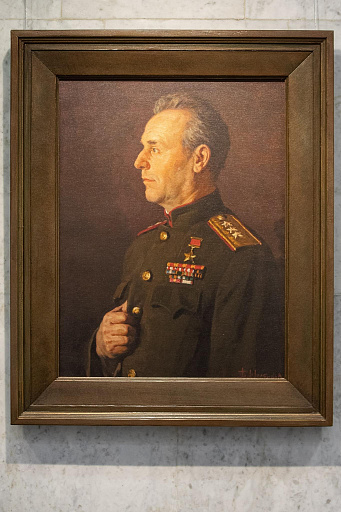 Портрет героя Советского Союза генерала Котляра (генерал-полковник инженерных войск Леонтий Захарович Котляр)